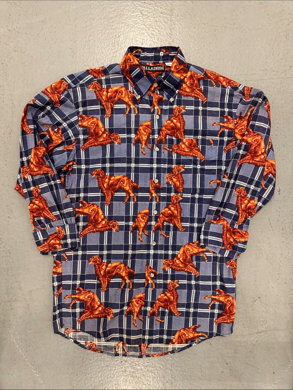 VTG Palladium Blue Plaid Button-Down Shirt with Golden Retriever Motif M - USA